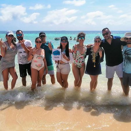 ホテル Puerto Caracol ムクラ島 エクステリア 写真
