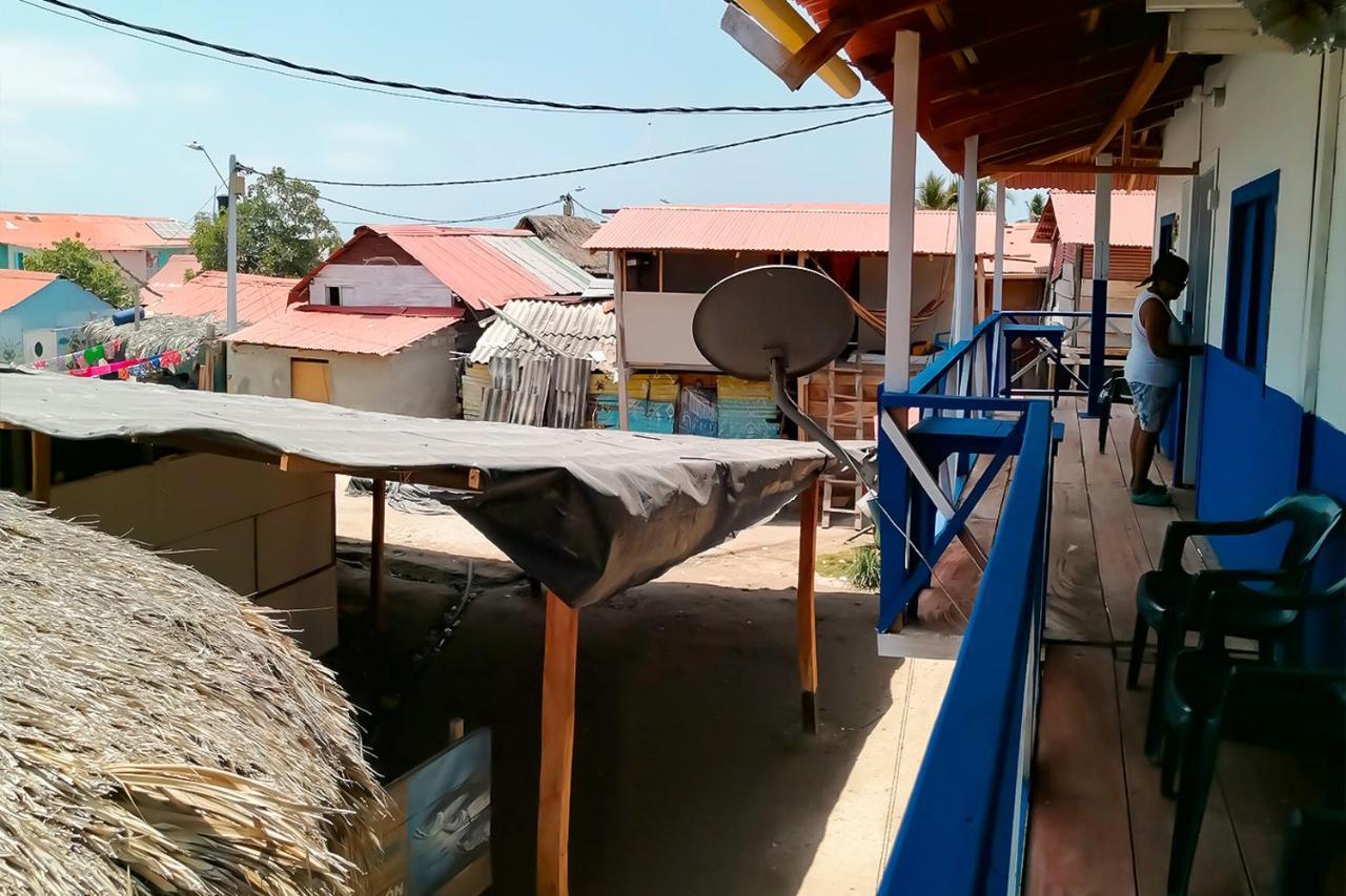 ホテル Puerto Caracol ムクラ島 エクステリア 写真