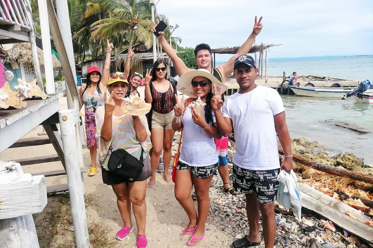 ホテル Puerto Caracol ムクラ島 エクステリア 写真